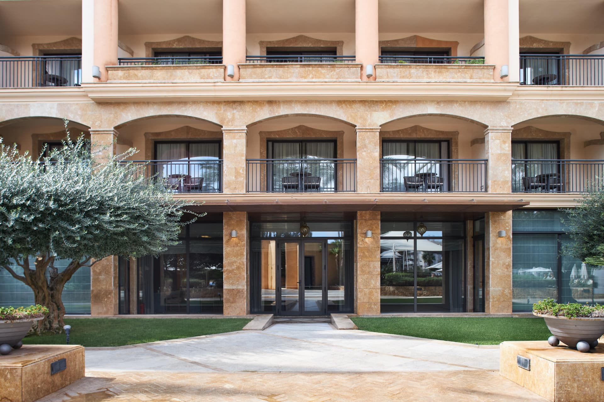Espacios exteriores — Insotel Fenicia Prestige