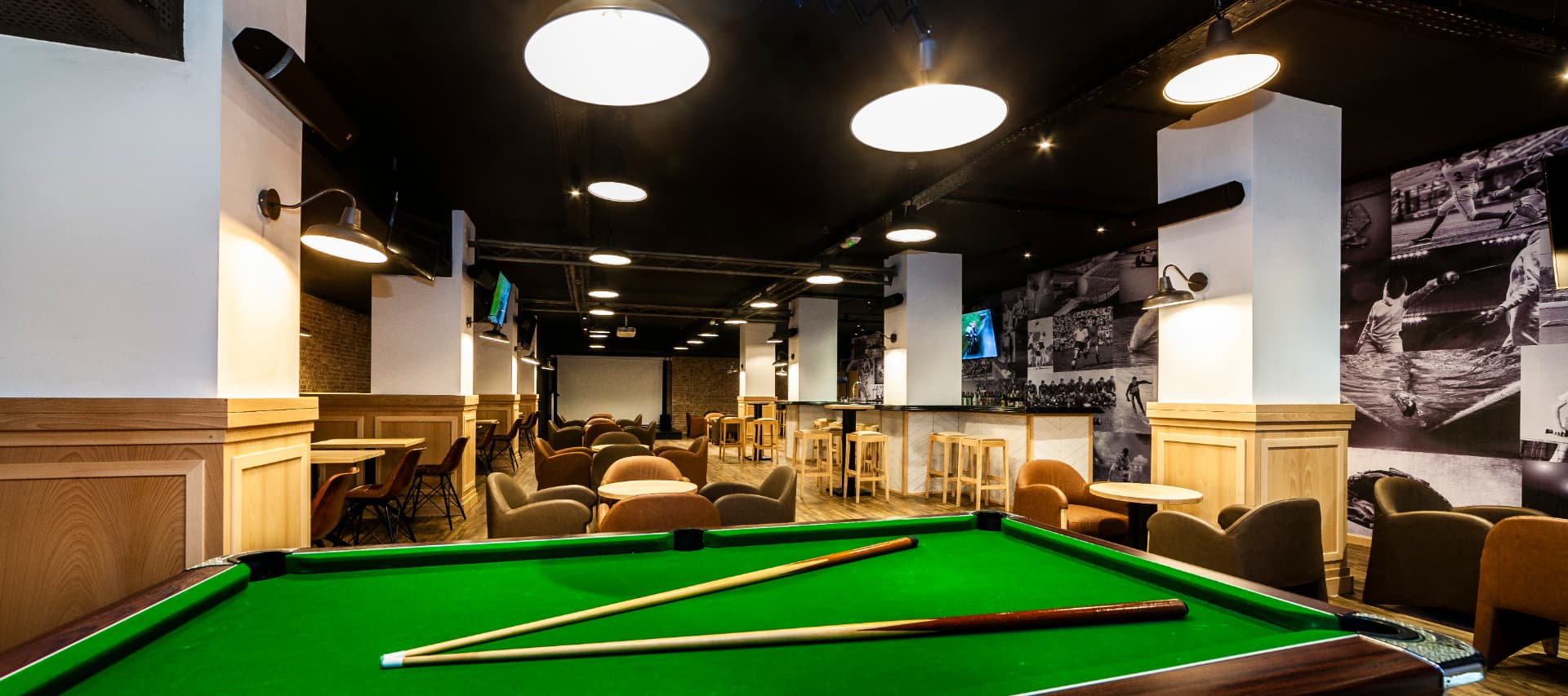 Barra de bar con billar, Insotel Cala Mandía Resort & Spa