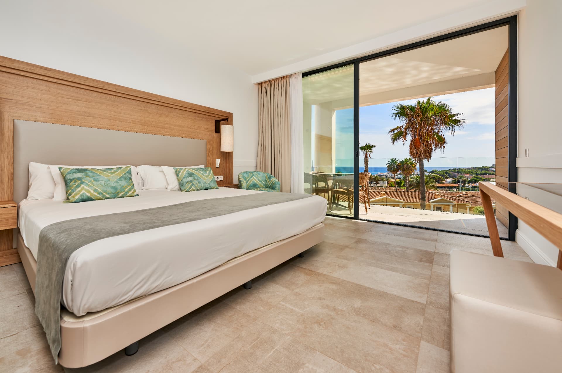 Dormitorio de suite con vistas, Punta Prima