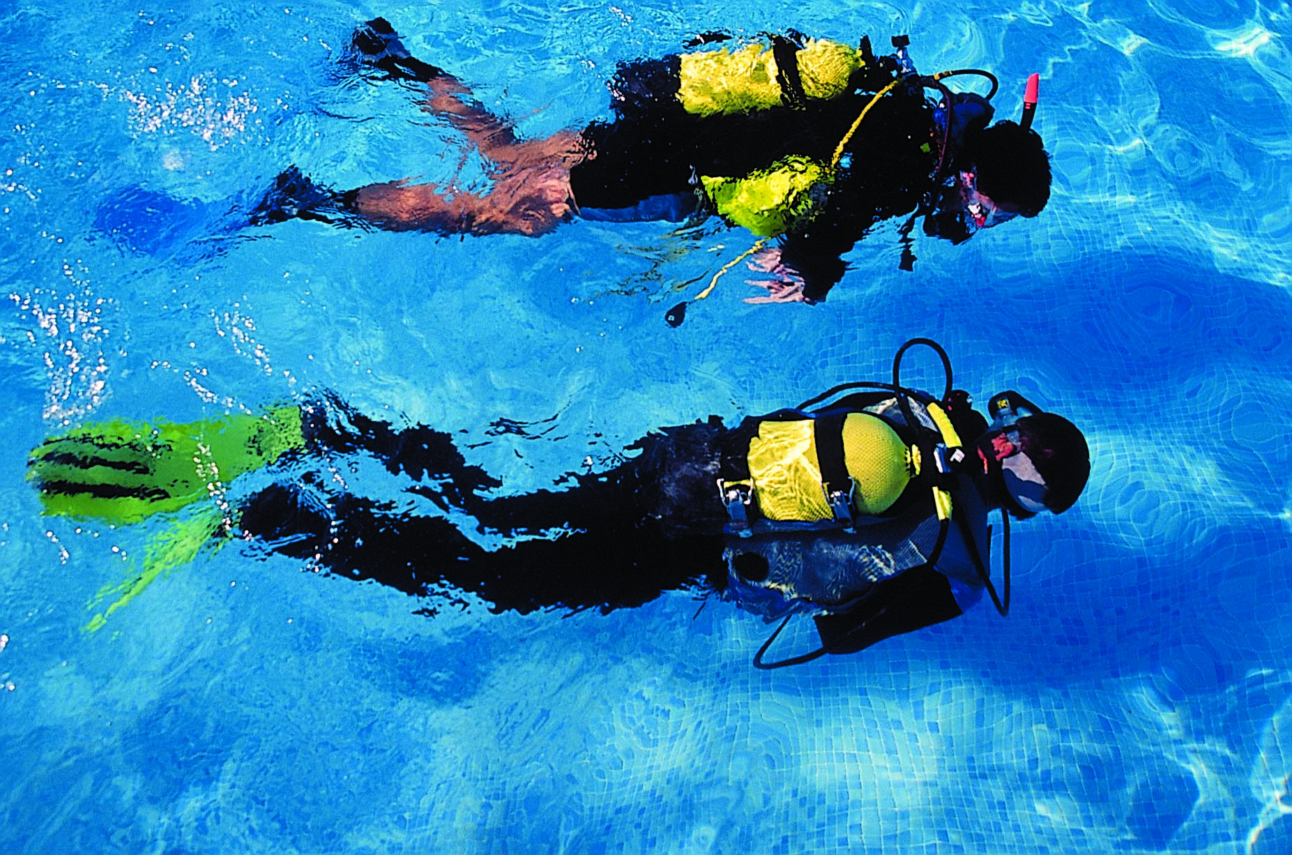 Deportes acuáticos en Cala Tarida, Insotel Tarida Beach Resort & Spa